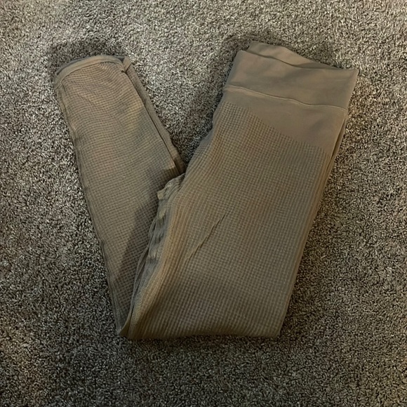 Gymshark Pants - GYMSHARK PAUSE SEAMLESS LEGGINGS